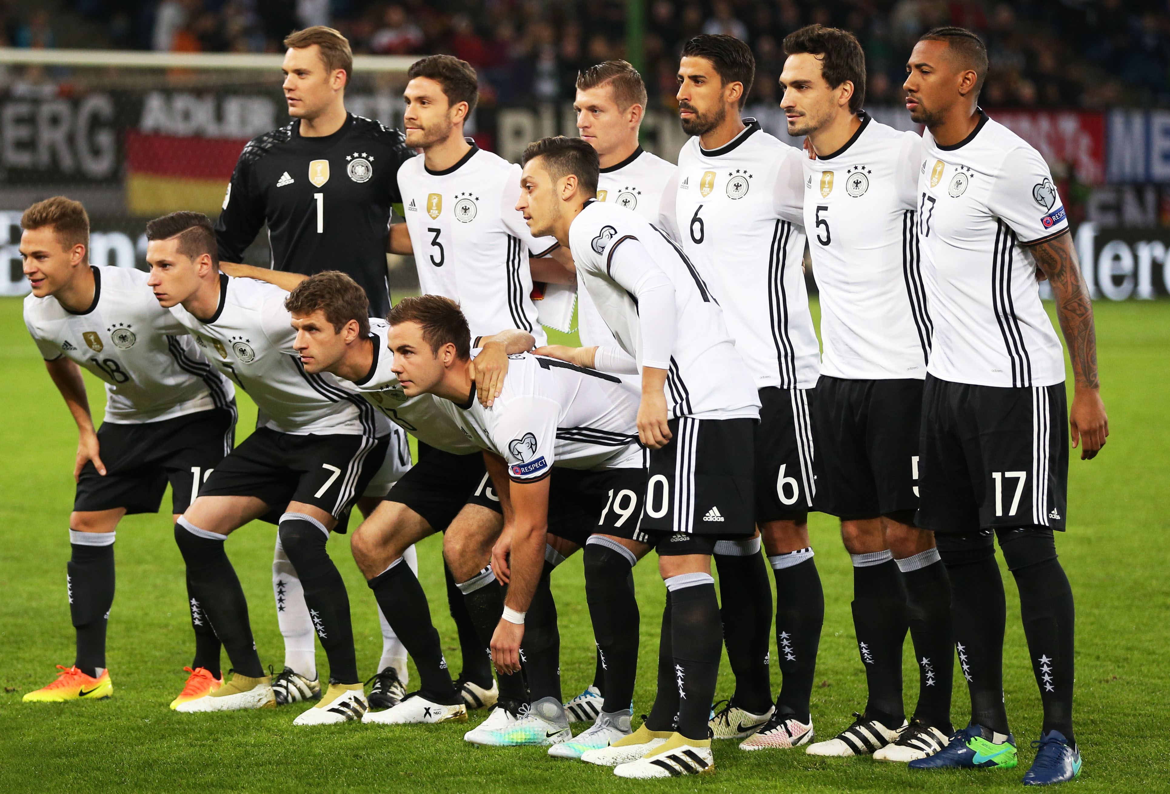 还在防守端 还在防守端