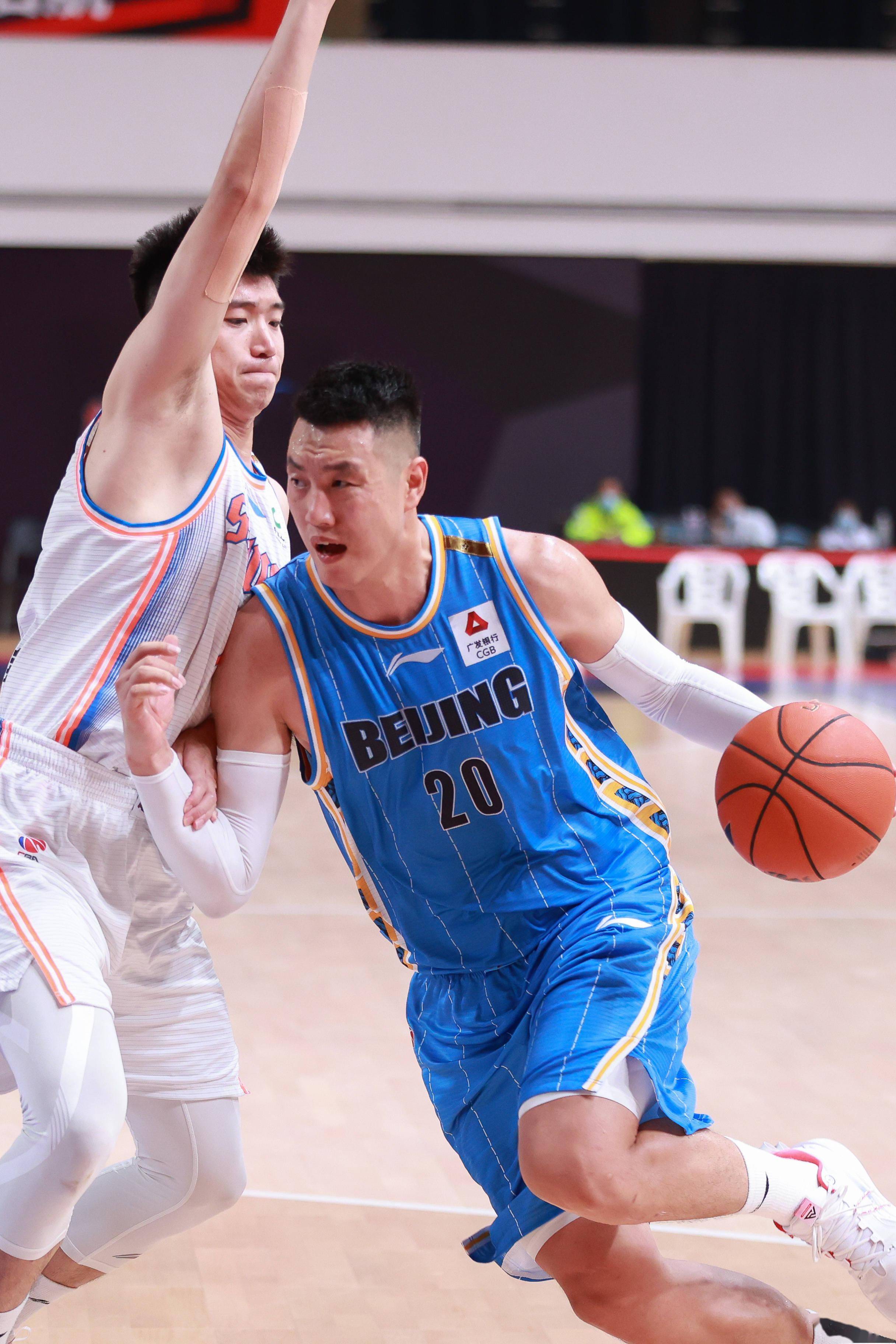 队中竞争异 队中竞争异